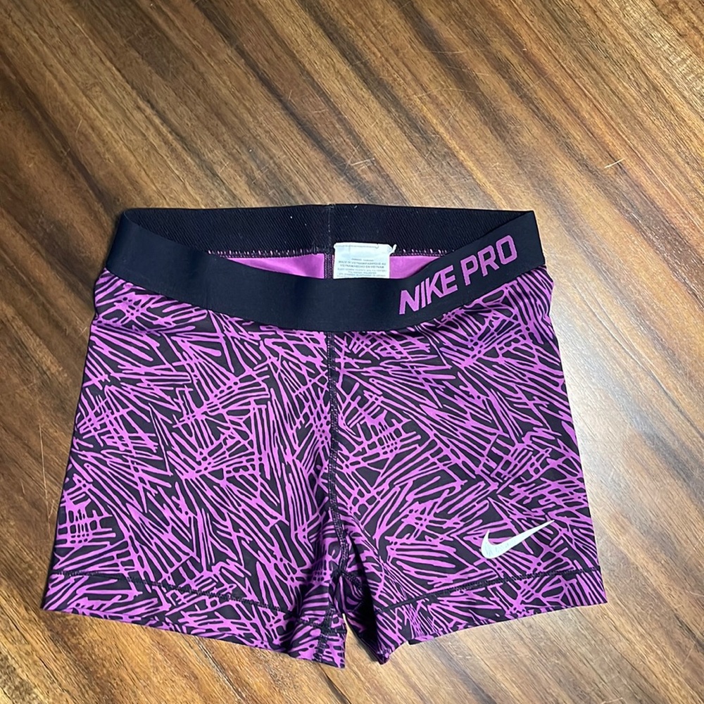 Nike spandex size medium